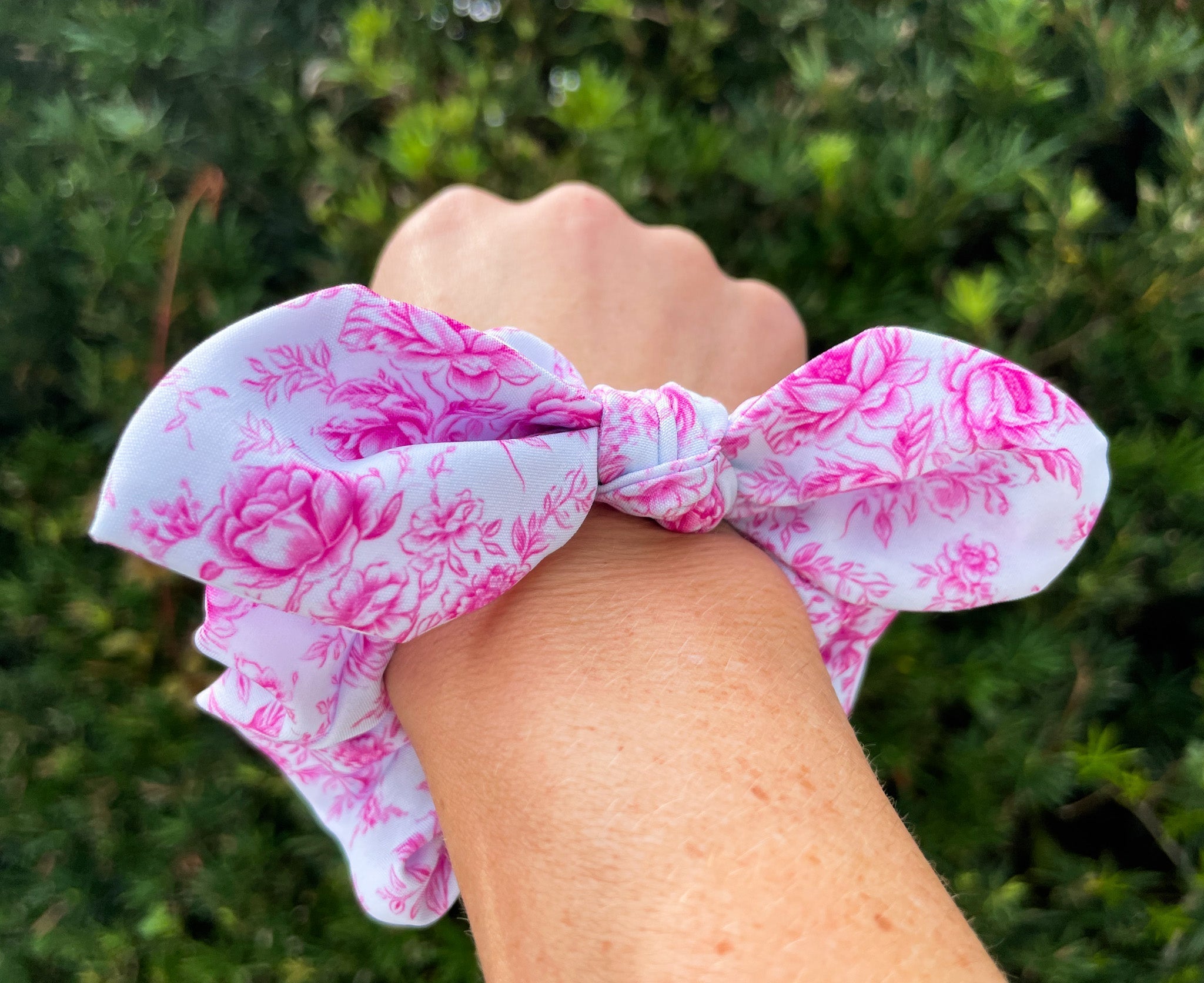 Vintage Floral Scrunchie