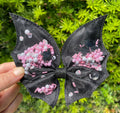 Black Bat Shaker Bow